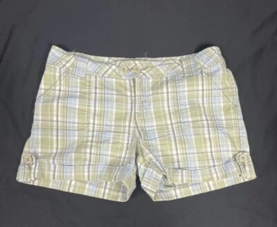 American Rag Women Green Plaid Cut Off Shorts..See Measurements. - Image 1 of 4