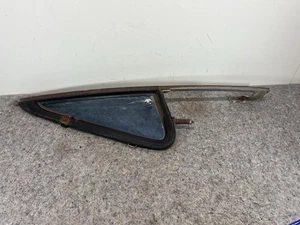 81-87 CHEVY GMC SQUAREBODY VENT WINDOW ASSEMBLY DRIVERS LEFT SIDE OEM 1981-1987 - Picture 1 of 18