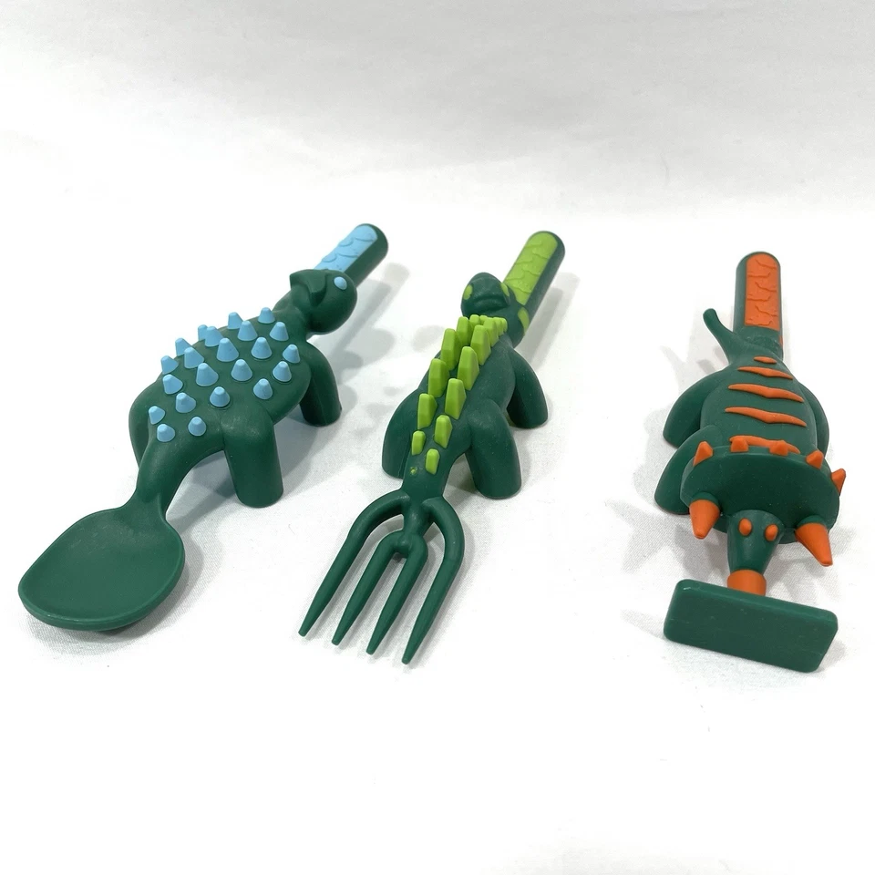 Juego completo de 3 utensilios constructivos para comer dinosaurios para niños pequeños usados en excelente estado Foto 1 de 4