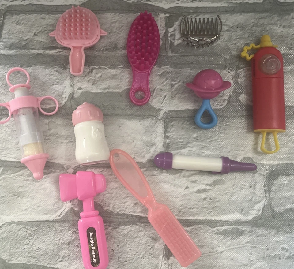 Lote 9 Juego Juguete Alimentación Accesorios Botella Cepillo Pelo Artículos Médicos Foto 1 de 4