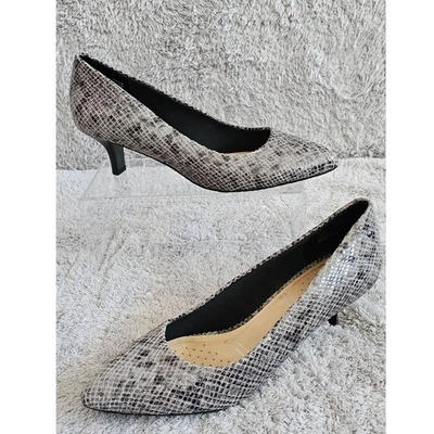 Rockport Adidas Snakeskin White and Gray Leather Kitten Heel Pumps Womens Sz 9M - Image 1 of 4