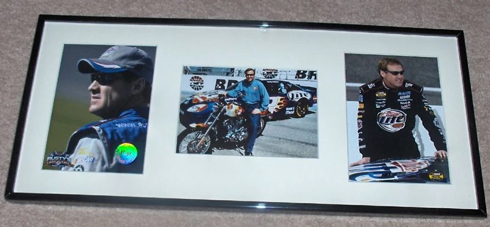 PLACA NASCAR FOTO ENMARCADA Y ENMARAÑADA WALLACE oxidada  Foto 1 de 1