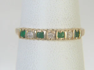 14K Yellow Gold Natural Emerald and Diamond Wedding or Anniversary Band Size 6.5 - Picture 1 of 12