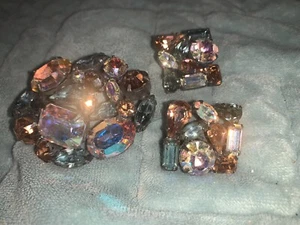 Vintage Brooch And Earrings - Picture 1 of 5
