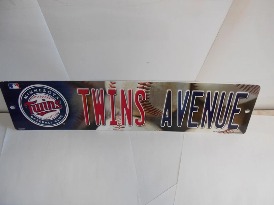 MLB Vinyl Street Signs. 3-3/4" x 16". Licensed. You pick the Team - Image 1 of 1