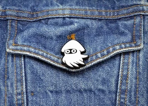 Blooper Pin Super Mario Bros 3 Collector Series - Power A Nintendo Switch NES - Picture 1 of 3