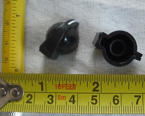2x Mini Chickenhead chicken head pointer black amplifier control knob push on - Picture 1 of 8
