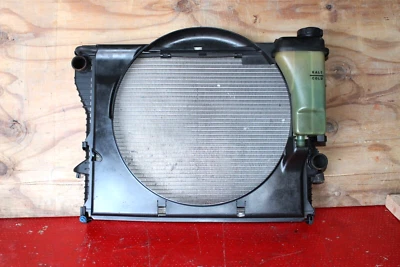 Juego de enfriador de cubierta de ventilador de radiador OEM BMW Z3 M Roadster S52 (91 k) millas 98-2000 Foto 1 de 4