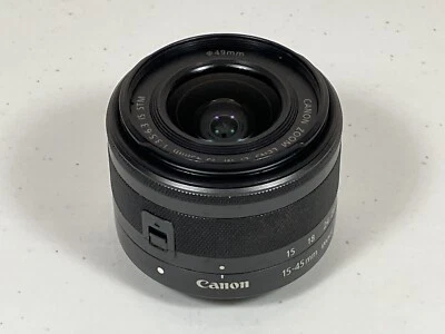 Lente zoom Canon EF-M 15-45 mm f/3,5-6,3 IS STM - CASI FUNCIONA (LEER MÁS) Foto 1 de 4