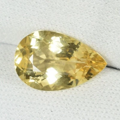 3.30 ct LUSTROUS BEST GRADE NATURAL YELLOW BERYL - AQUAMARINE - Pear See Vdo DL - Image 1 of 3