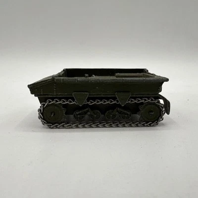 Dinky / 162a Light Dragon Army Tractor - Image 1 of 4