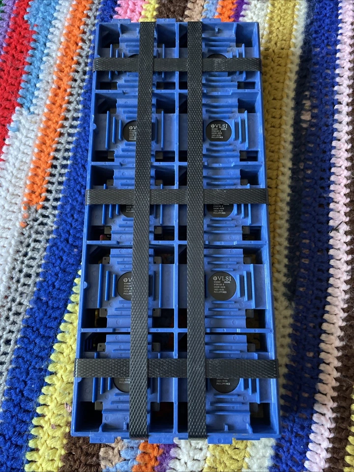 NUEVO 40x VLSI VY06150-3 CACHÉ-ASIC IC Chips | Lote Bandeja Original Foto 1 de 4