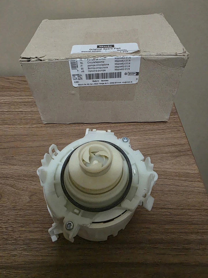 Bomba de circulación para lavavajillas Miele MPPW62-31/4 11067041 Foto 1 de 3