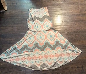 LuLaroe Nicki ärmelloses Swing Kleid Taschen aztekisch mehrfarbig Größe Medium - Bild 1 von 5
