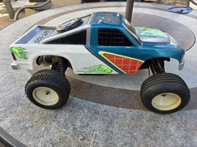 MRC MT-10S 1/10 Stadium Truck RTR - Image 1 of 4