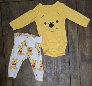 H & M DISNEY Winnie the Pooh Two Piece Bodysuit and Pants Newborn Sz 1-2 Months - Picture 1 of 10