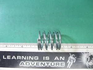 YAMAHA YFM350 YFM400 YFB250 NOS OEM COMPRESSION SPRING 90501-234F8-00 jh - Picture 1 of 5