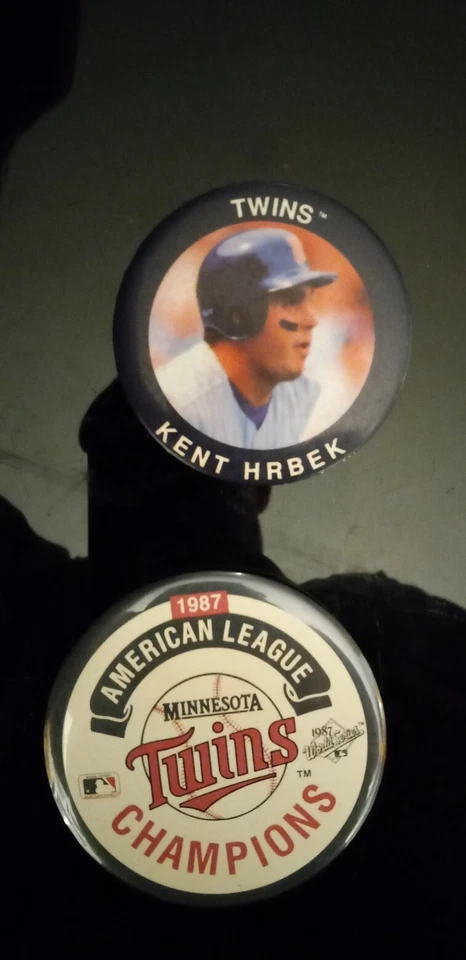 Minnesota Twins Lot Of 2 Vintage Pins, Buttons, Kent Hrbek, 1987  AL Champions - Image 1 of 1