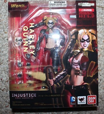 Boneco Bandai Injustice Gods Among Us Harley Quinn SHFiguarts NOVO lacrado - Imagem 1 de 3