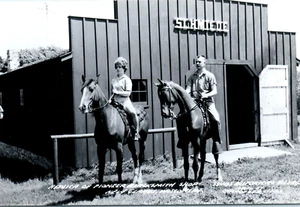 Neu Glarus WI Schweizer Dorf Pferd Schmiede Echt Foto Postkarte Wisconsin - Bild 1 von 3