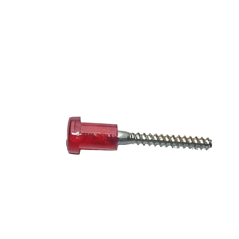 Tornillo de luz trasera rojo plástico original para Derbi Boulevard 150 Foto 1 de 1