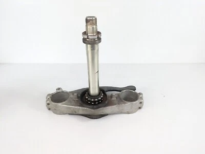 07-08 2007 2008 GSXR 1000 Suzuki FRONT END TRIPLE TREE CLAMP BOTTOM - Image 1 of 3