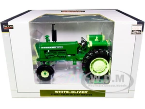 WHITE-OLIVER 2270 TRACTOR GREEN 1/16 DIECAST MODEL BY SPECCAST SCT742 - Picture 1 of 1