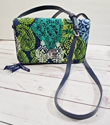 Vera Bradley Crossbody Purse Caribbean Sea Pattern Turnlock Adjustable Strap - Image 1 of 4