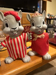 Vintage Junge Mädchen Fuzzy Tail Eichhörnchen Banken Weihnachten PJ’s - Bild 1 von 3