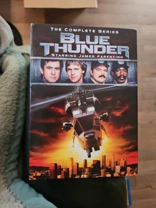 Blue Thunder Complete Series 3 DVD Set Dana Carvey Dick Butkus Englisch Code 1 - Bild 1 von 2