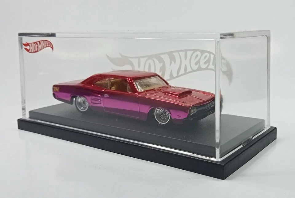 Hot Wheels Custom '69 Dodge Coronet Super Bee Rubber Wheels 1 of 1 - Image 1 of 3