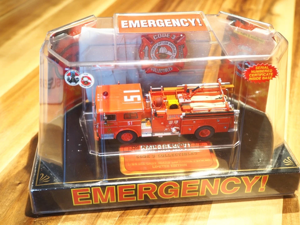 Code 3 EMERGENCY! 1:64 Limited Edt. LA CO. Ward LaFrance Pumper 51 - Bild 1 von 4