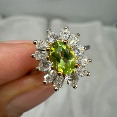 925 Sterling Silver Ring 6x4mm Natural Peridot Gemstone Zircon Flower Jewelry - Image 1 of 4