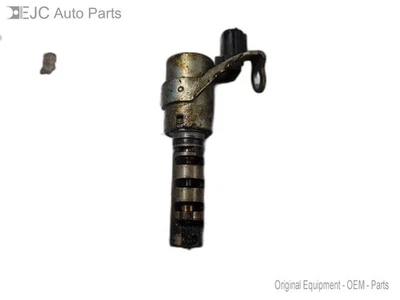 Variable Valve Timing Solenoid For 05-09 Toyota 4Runner  4.0 1534031010 4WD - Image 1 of 4