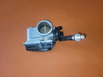 Válvula de mariposa KTM DUKE 690 R (ez. 04.04.2014) 76041001100 Foto 1 de 3