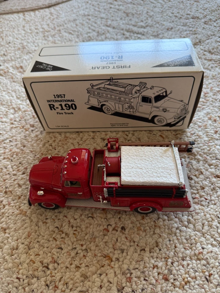 Vtg 1st Gear Dyersville 1957 Int'l R-190 Fire Truck 1/34 Scale - Image 1 of 1