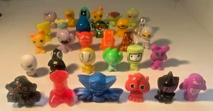 Lote de 30 trabajos mixtos Gogos Crazy Bones - Imagen 1 de 15