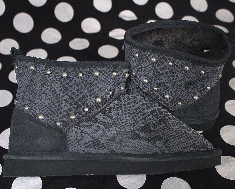 Victorias Secret ROSA talla M (7-8) ~Mukluk forrado de piel~ serpiente gris, tachonado BLING Foto 1 de 4