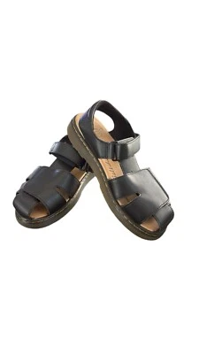 DR. Martens Youth Moby II sandals Size 5 - Image 1 of 4