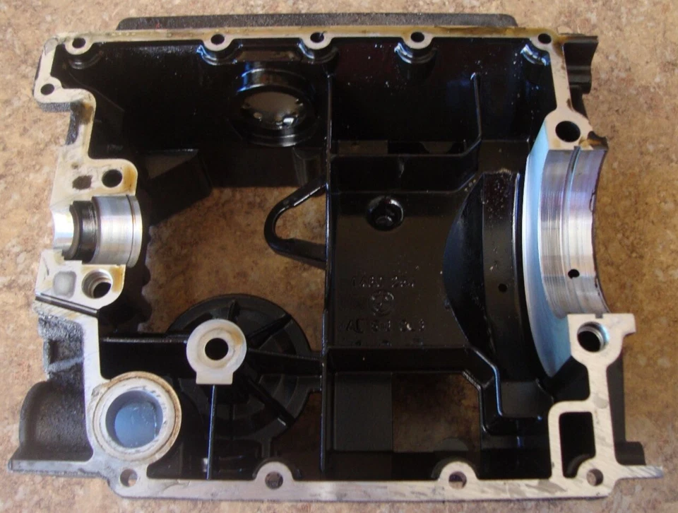 1988 BMW K75S K 75 S K75 Engine Casing Oil Pump Case Block 1460 254 L11 - Image 1 of 1