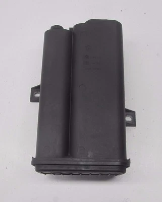 Контейнер фильтра активированного угля пара топлива 2001-2003 BMW X5 E53 OEM KM60316 - Изображение 1 из 4