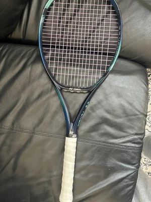 Yonex Ezone 98L 第 7 代二手网球拍握把尺寸 4 1/8 Ghostwire Toroline — 第 1/4 张图片