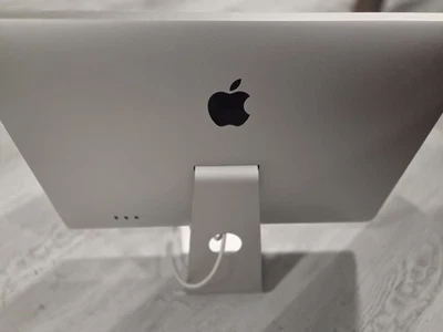 Apple Cinema Display LED A1267 24" Monitor 1920x1200 Mini-DisplayPort - Image 1 of 4