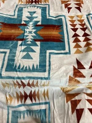 Manta reversible de felpa estilo nativo americano de 2 capas bebé-niño crema 50”x60 Foto 1 de 4