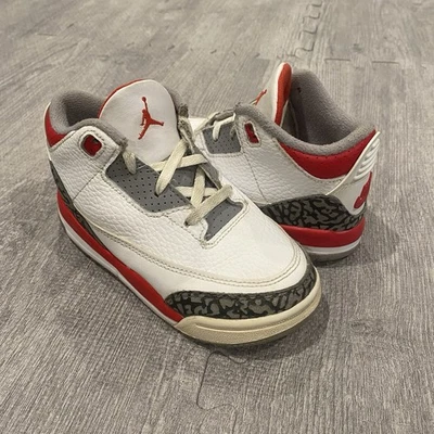 Nike Air Jordan 3 Talla 10C Retro Rojo Fuego Zapatos Atléticos Tenis DM0968-160 USADO EN EXCELENTE ESTADO Foto 1 de 4