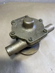 VOLVO PENTA OEM Part Number 418222 Raw Water Pump 100 B18 B20 Marine (UNTESTED) - Picture 1 of 22