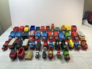 Thomas the Train Trackmaster Engines & Cars Lot of 42 TESTED - Picture 1 of 12