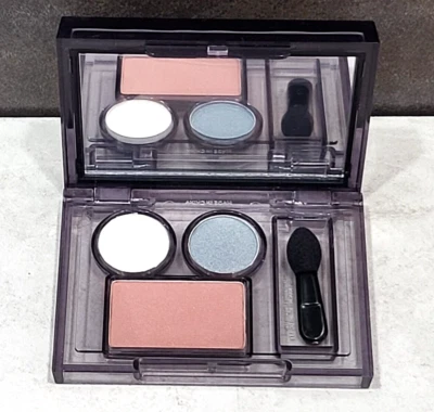 Elizabeth Arden Sugar Plum blush, Moonbeam/Bubbles eyeshadow travel size - Image 1 of 4