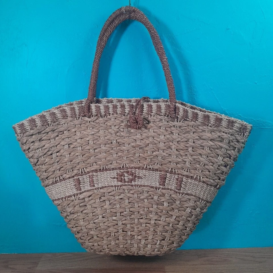 Bolsos de hombro grandes de ratán Bolso de playa de verano Bolsas de paja para mujer Bolso de mano tejido Foto 1 de 4