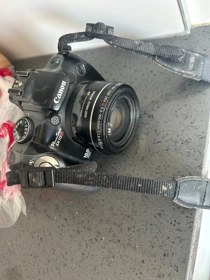 Canon PowerShot SX60 HS 16.1MP Digital Camera - Black - Image 1 of 1